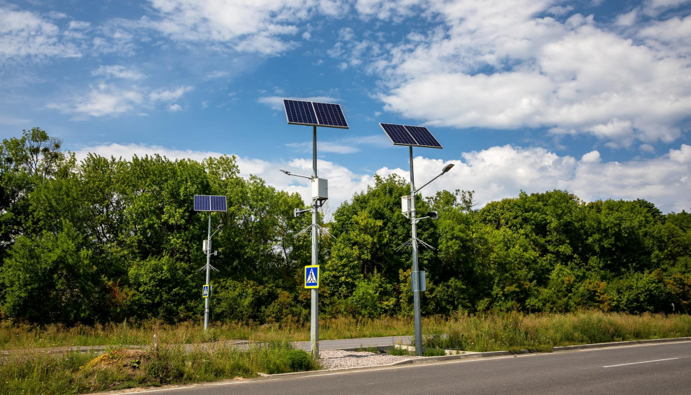 Everything You Need To Know About Commercial Solar Lights