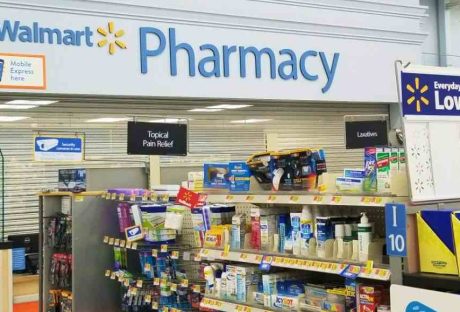 what time does Walmart pharmacy close