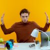 how to avoid distractions at work